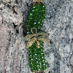 Elegant Green Beaded Bracelet with Gold Dragonfly